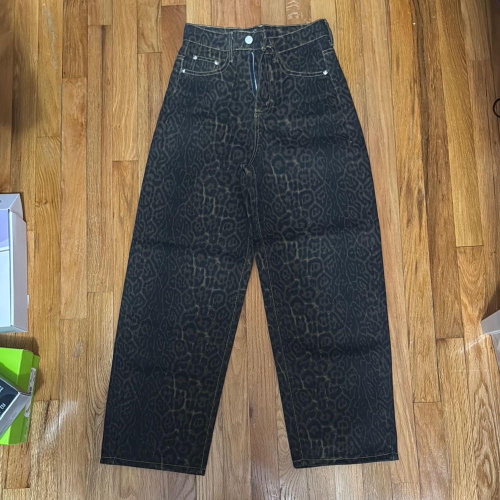 Leopard Print High-Waisted Jeans